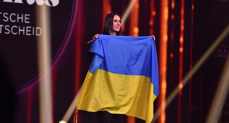  Jamala announces Ukraine’s votes at the Eurovision 2024 final